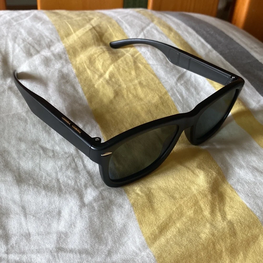 8-Shade Sunglasses